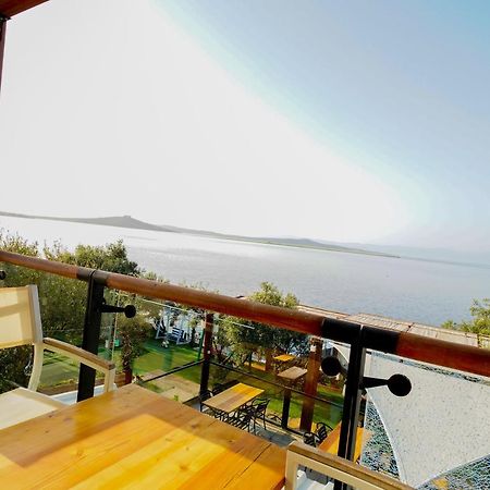 Qcunda Otel Ayvalı المظهر الخارجي الصورة