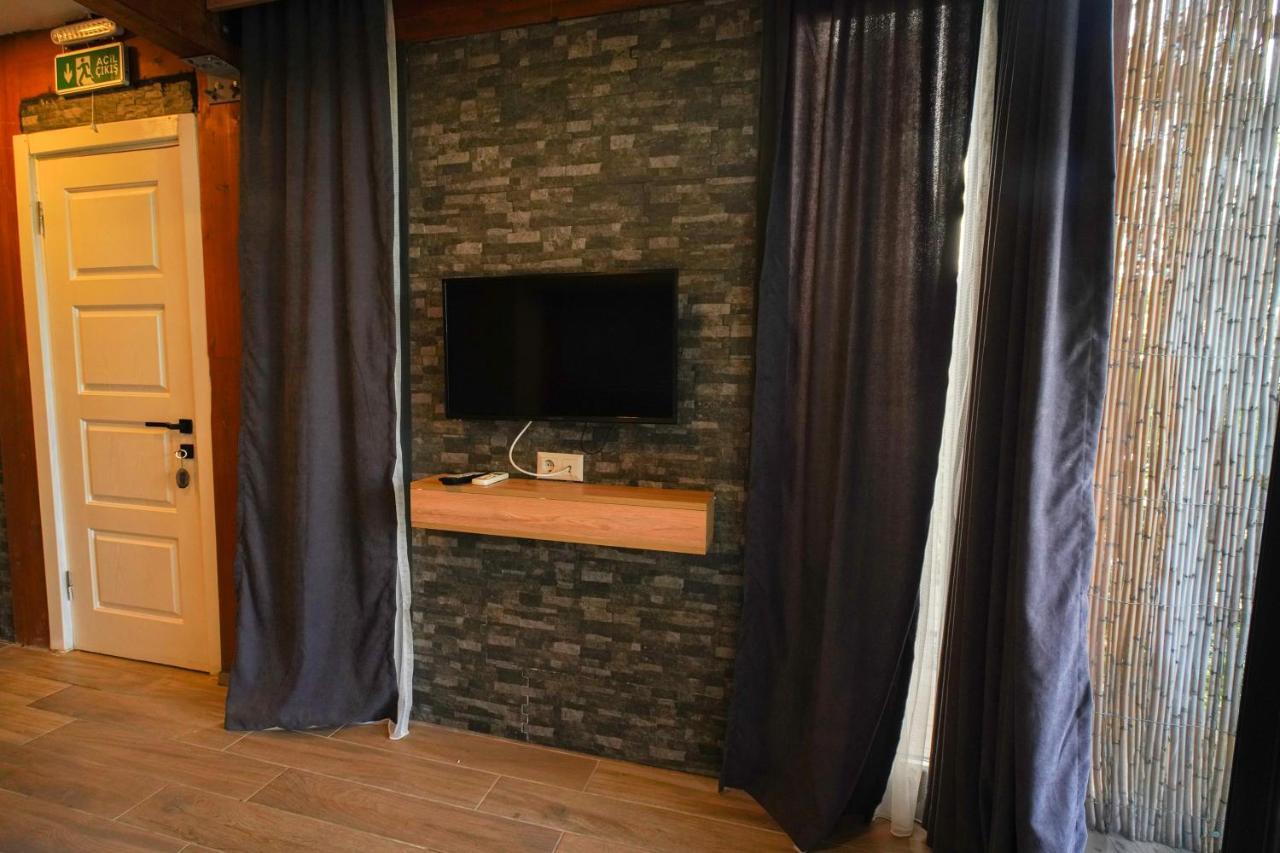 Qcunda Otel Ayvalı المظهر الخارجي الصورة
